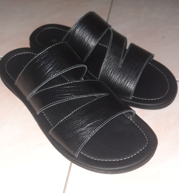 Sandal Pria
